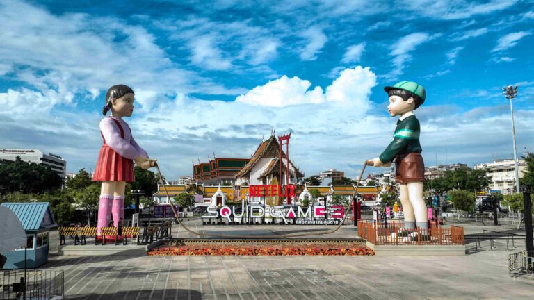 กลับมาแล้ว! “โกโกวายักษ์ใหญ่ที่สุดในโลก” ขวัญใจคนไทยพาเพื่อนใหม่ตั้งตระหง่านกลางกรุง ท้าแฟนชาวไทยเล่น “เกม” สุดท้ายฉลองบทสรุปซีรีส์ สควิดเกม เล่นลุ้นตาย (Squid Game) ซีซั่น 3