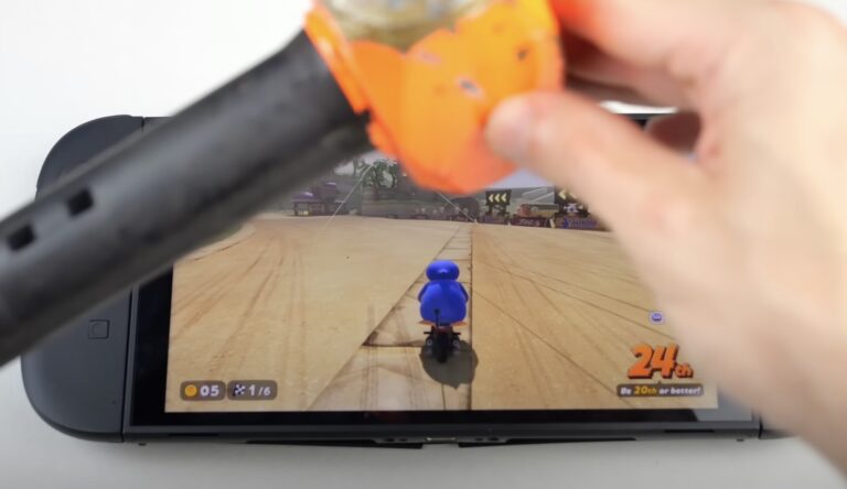 TechRax โชว์การทดสอบความแกร่งของ Switch 2 อย่างถึงพริกถึงขิง หน้าจอทนค้อนได้ถึง 10 ครั้งก่อนแตก