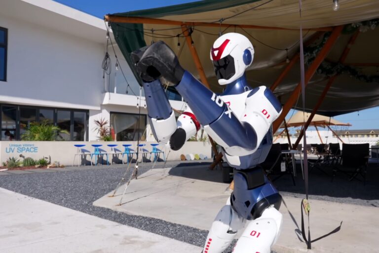 Unitree เปิดตัวหุ่นยนต์ Humanoid รุ่น R1 ที่ตีลังกาได้ คล่องตัวยิ่งกว่า Optimus ของ Tesla