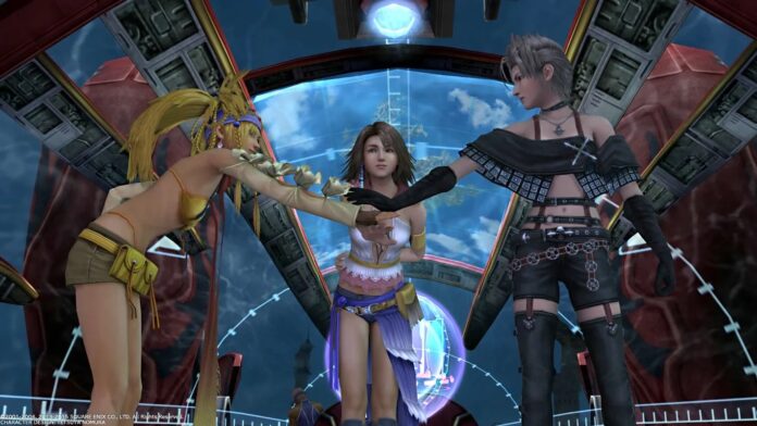 ตัวละครหญิงสามคนจากเกม Final Fantasy X-2 กำลังวางมือลงซ้อนกันกลางยานอวกาศ