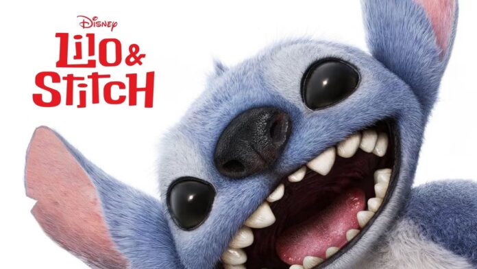 โปสเตอร์ภาพยนตร์ Lilo & Stitch ของดิสนีย์ แสดงตัวละครสติทช์สีฟ้ากำลังยิ้มกว้าง