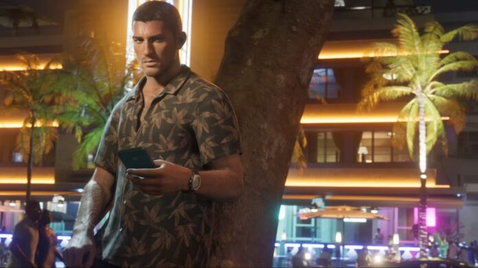 ภาพ Jason Duval จากเกม Grand Theft Auto VI ยืนพิงต้นไม้