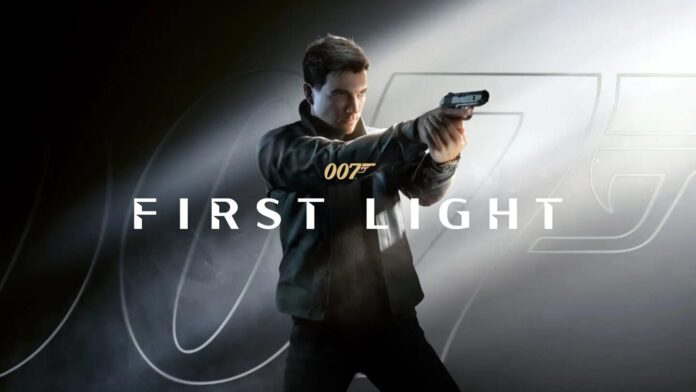 ภาพโปรโมตเกม 007: First Light จาก IO Interactive แสดงตัวละครเจมส์ บอนด์ถือปืนพกเล็งไปด้านหน้า