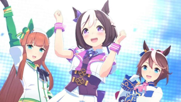 ตัวละครจากเกม Umamusume: Pretty Derby ยืนบนเวทีในท่าส่งยิ้มและชูมืออย่างร่าเริง