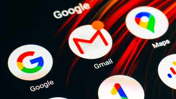 ไอคอนแอป Google และ Gmail บนหน้าจอสมาร์ตโฟน