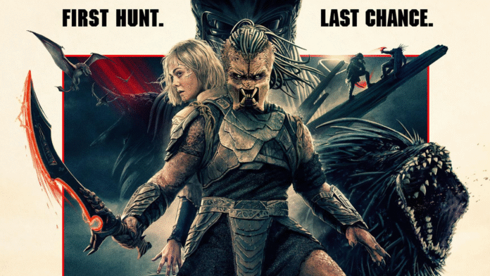 โปสเตอร์ Predator: Badlands เดคและธีอายืนหลังชนกัน พร้อมมอนสเตอร์และฉากต่อสู้สุดมันส์