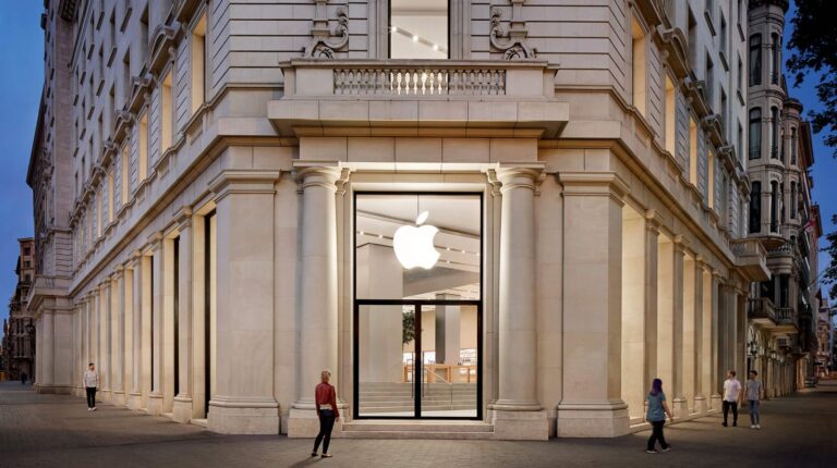 Apple เดินหน้าปรับโฉมและย้ายทำเล ในบาร์เซโลนา-มอนทรีออล พร้อมเสริมทัพสาขาใหม่ที่อินเดีย