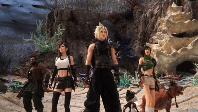 Cloud Strife ยืนอยู่ด้านหน้าพร้อม Tifa Lockhart และ Yuffie Kisaragi ในฉากการผจญภัยจากเกม Final Fantasy VII Rebirth