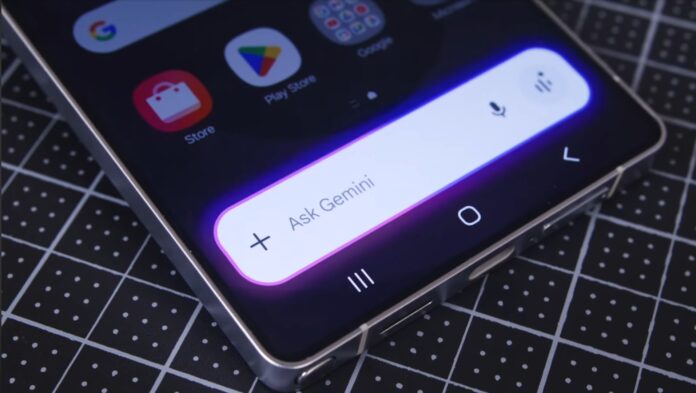 หน้าจอสมาร์ตโฟน Samsung Galaxy แสดงแถบคำสั่ง Gemini AI พร้อมปุ่ม Ask Gemini บนอินเทอร์เฟซระบบ