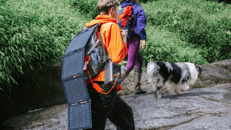 Jackery เปิดตัว SolarSaga 40 Air แผงโซลาร์เซลล์ 40W แบบพกพา ออกแบบมาเพื่อสายเอาต์ดอร์โดยเฉพาะ
