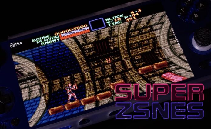 ภาพหน้าจอเกมคลาสสิกบนอีมูเลเตอร์ Super ZSNES ที่แสดงกราฟิกแบบปรับปรุงใหม่ พร้อมตัวอักษร “SUPER ZSNES” บนหน้าจอ