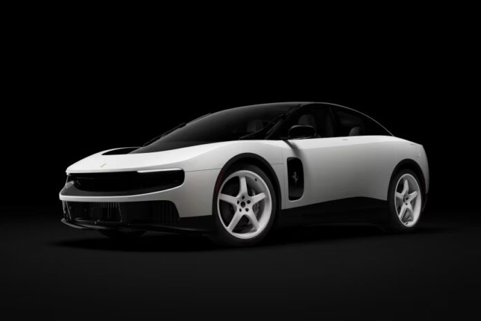 ด้านข้างตัวถัง Ferrari Luce รถยนต์ไฟฟ้าทรงสปอร์ตสีขาวมุก