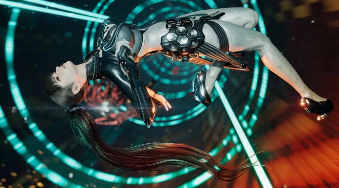 Eve ตัวละครเอกหญิงจากเกม Stellar Blade ในชุดบอดี้สูทไซไฟกำลังลอยตัวกลางอากาศ