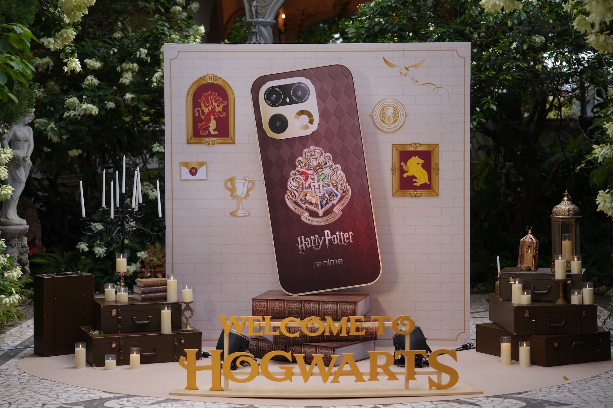 จุดถ่ายภาพ Welcome to Hogwarts พร้อมภาพ realme 16 Pro 5G Harry Potter Edition