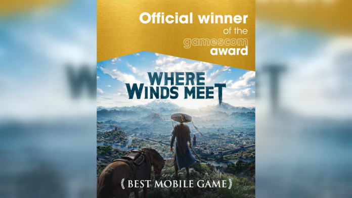 ตัวละครจาก Where Winds Meet มองลงไปยังเมือง พร้อมข้อความ Best Mobile Game