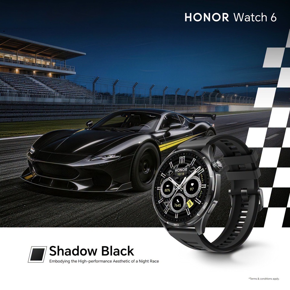 นาฬิกา Shadow Black วางคู่ภาพรถสีดำในสนามแข่ง
