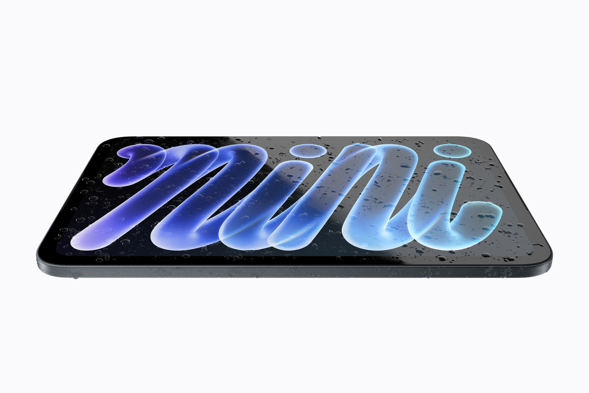 หยดน้ำบนจอและตัวเครื่อง iPad mini ที่วางราบ