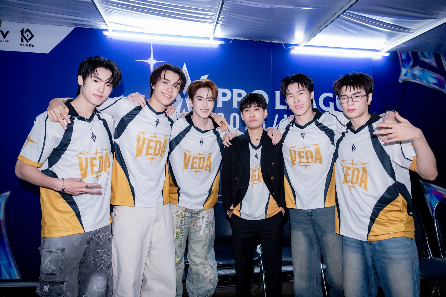 สมาชิก TEAM VEDA ในการแข่งขัน RoV T-POP Tournament 2026